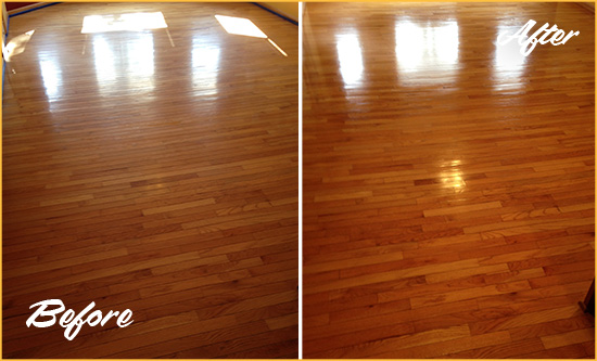 Before and After Picture of a Oxford Wood Deep Cleaning Service on a Room Floor to Remove Scratches