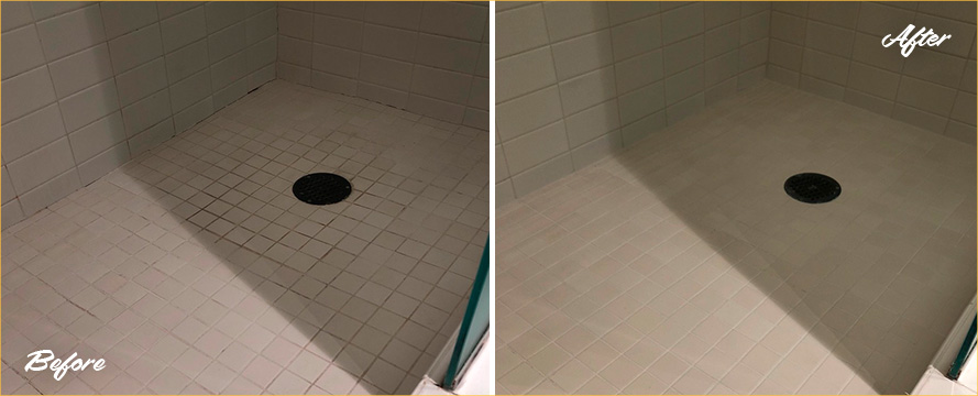 Before and After Our Ceramic Shower Caulking Services in Plainville, CT